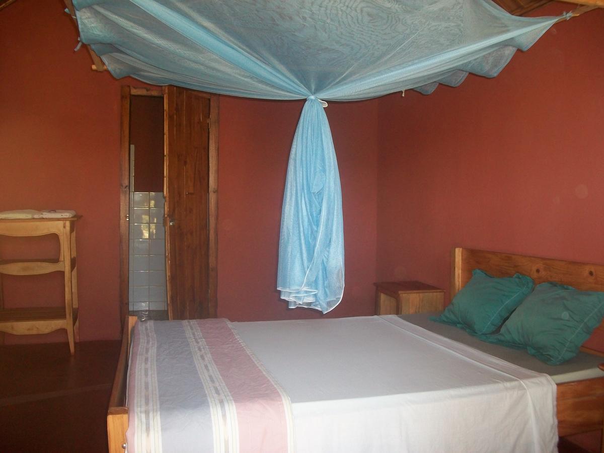Itc Lodge Ranohira Exterior photo