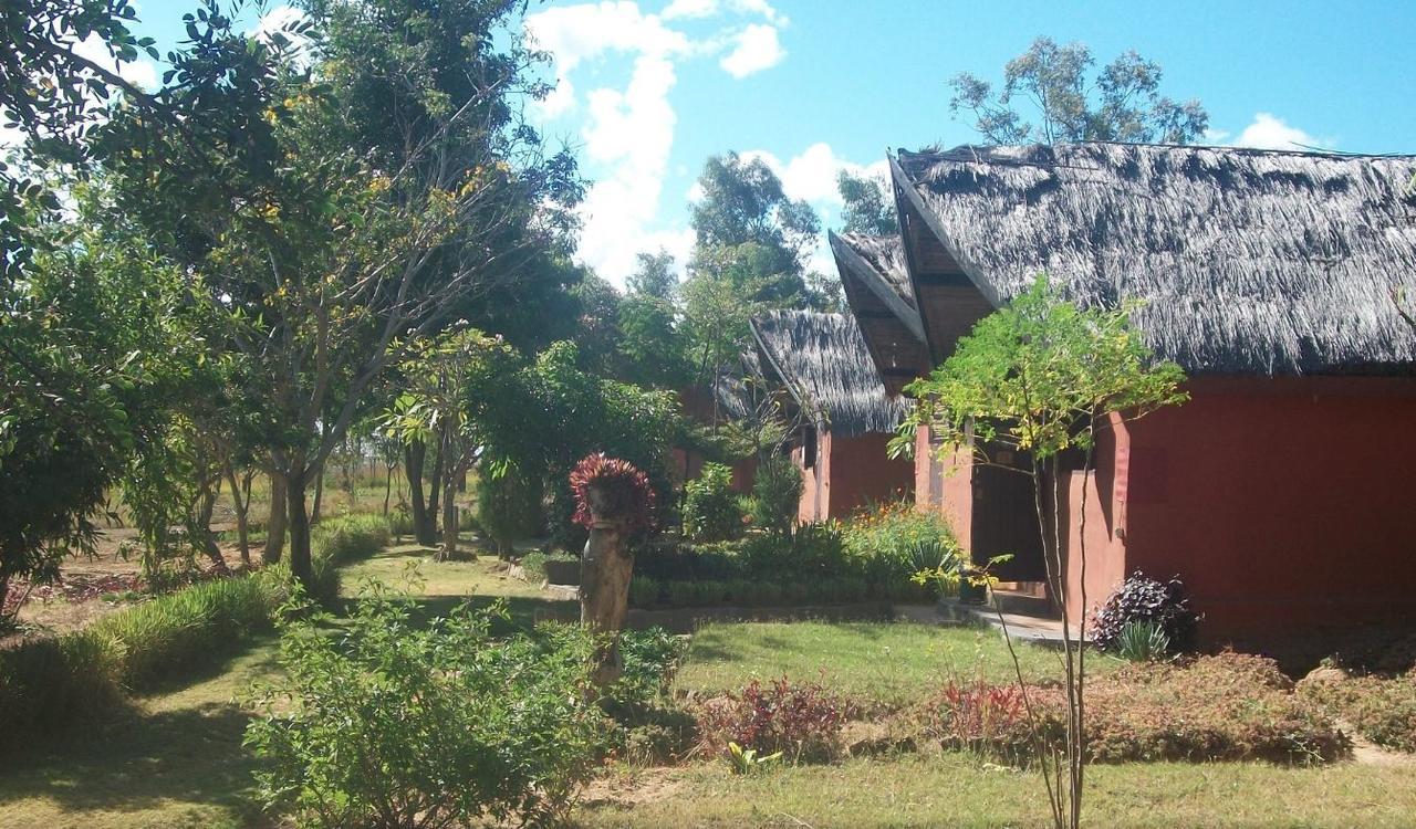 Itc Lodge Ranohira Exterior photo