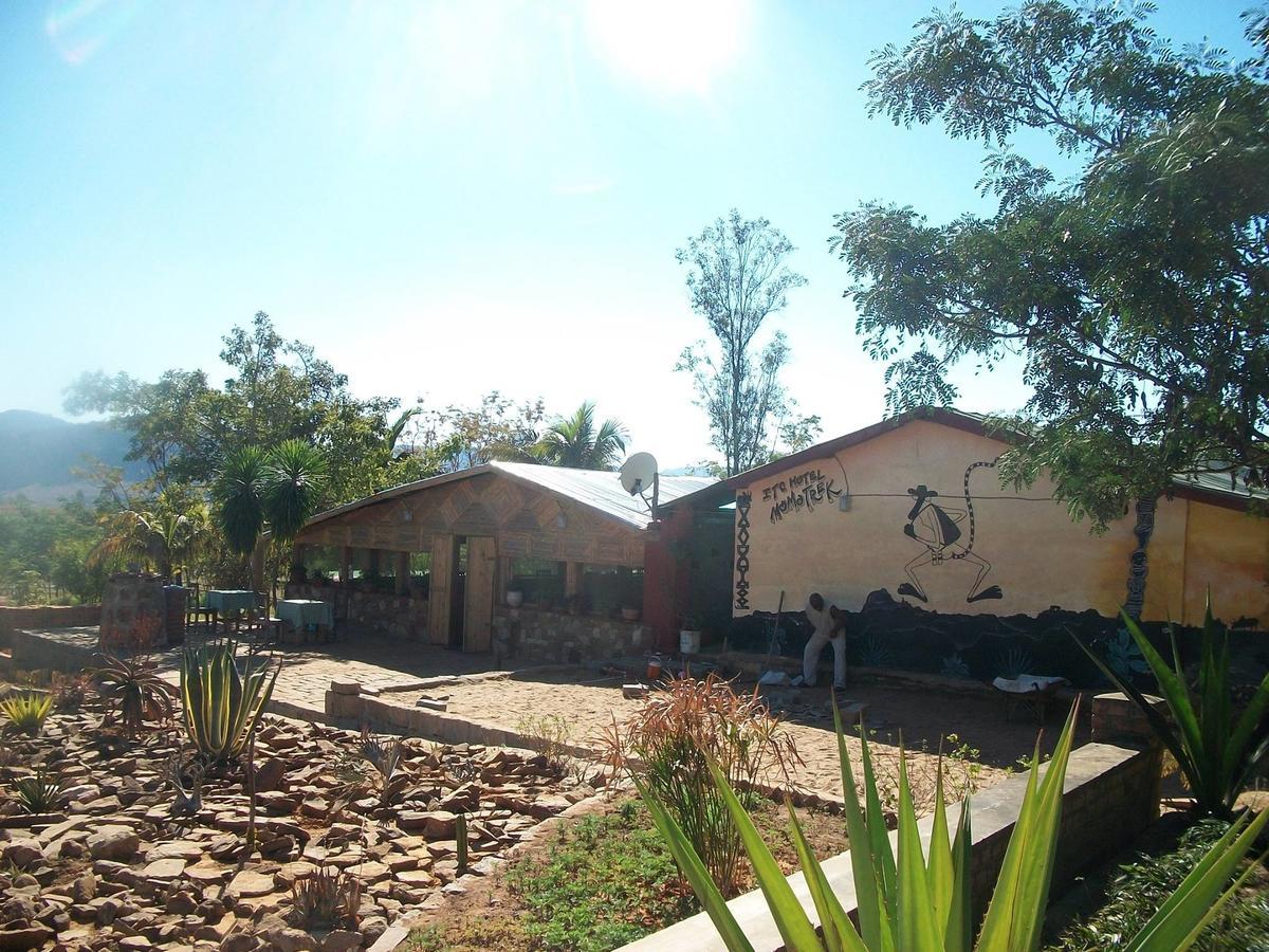 Itc Lodge Ranohira Exterior photo